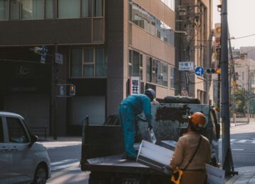 Same-Day Junk Pickup Broomfield: Team removing furniture and household clutter for fast, safe, and eco-friendly home cleanup.